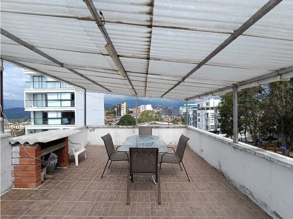 Venta Casa Esquinera Con Renta Chipre Manizales