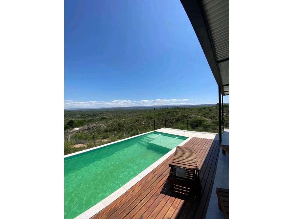 VENTA CASA ESTANCIA VIEJA PILETA JACUZZI CARLOS PAZ 3 DORM — foto 2