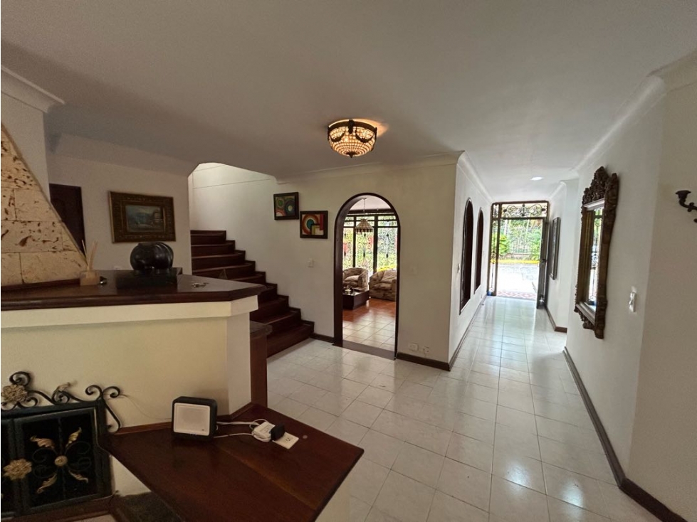 VENTA Y PERMUTA CASA EXCLUSIVA CERCA CLINICAS ARMENIA — foto 6