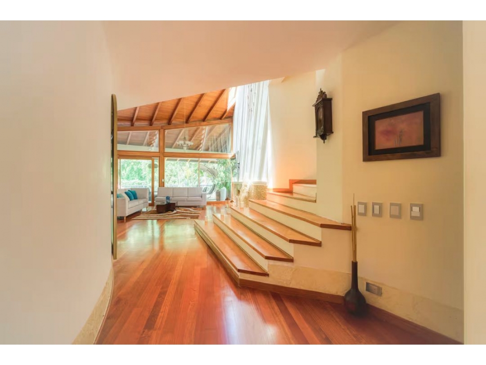 Venta Mansion Exclusiva El Esmeraldal Envigado Antioquia — foto 2