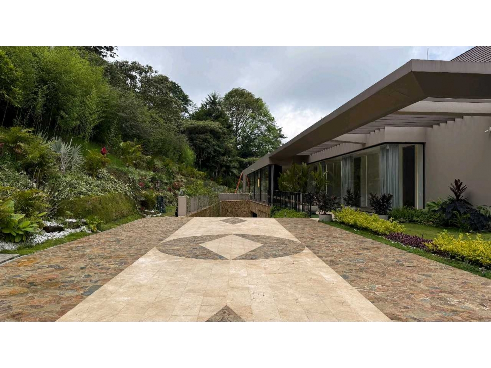 Venta Casa Exclusiva Los Balsos El Poblado Medellín — foto 6