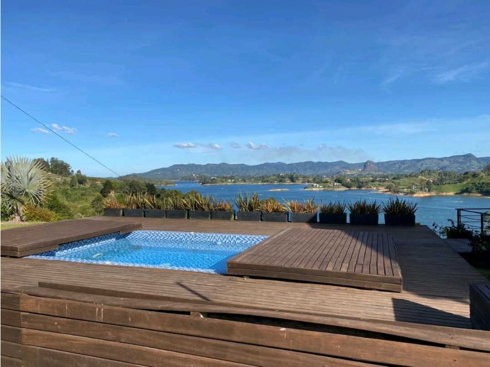 VENTA CASA FINCA DE LUJO EN LA.REPRESA DE GUATAPE EL PEÑOL — foto 3
