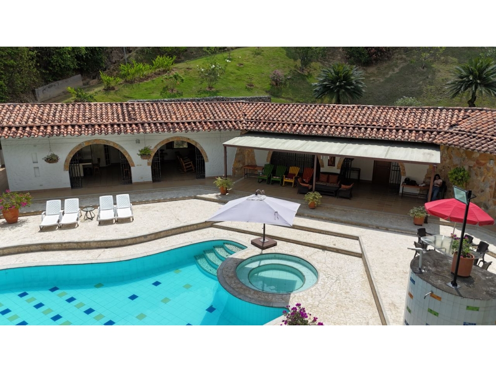 Venta Casa Finca en Santa Fe de Antioquia - 1