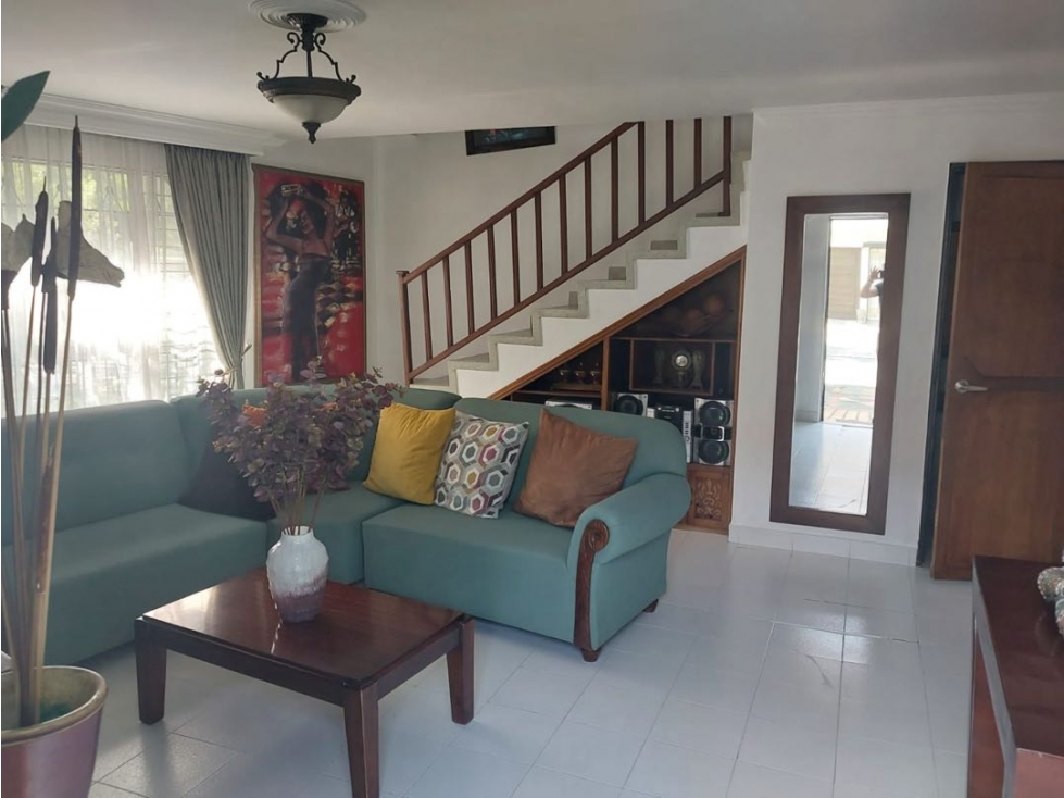Casa esquinera en Medellín, Belén rosales — foto 3