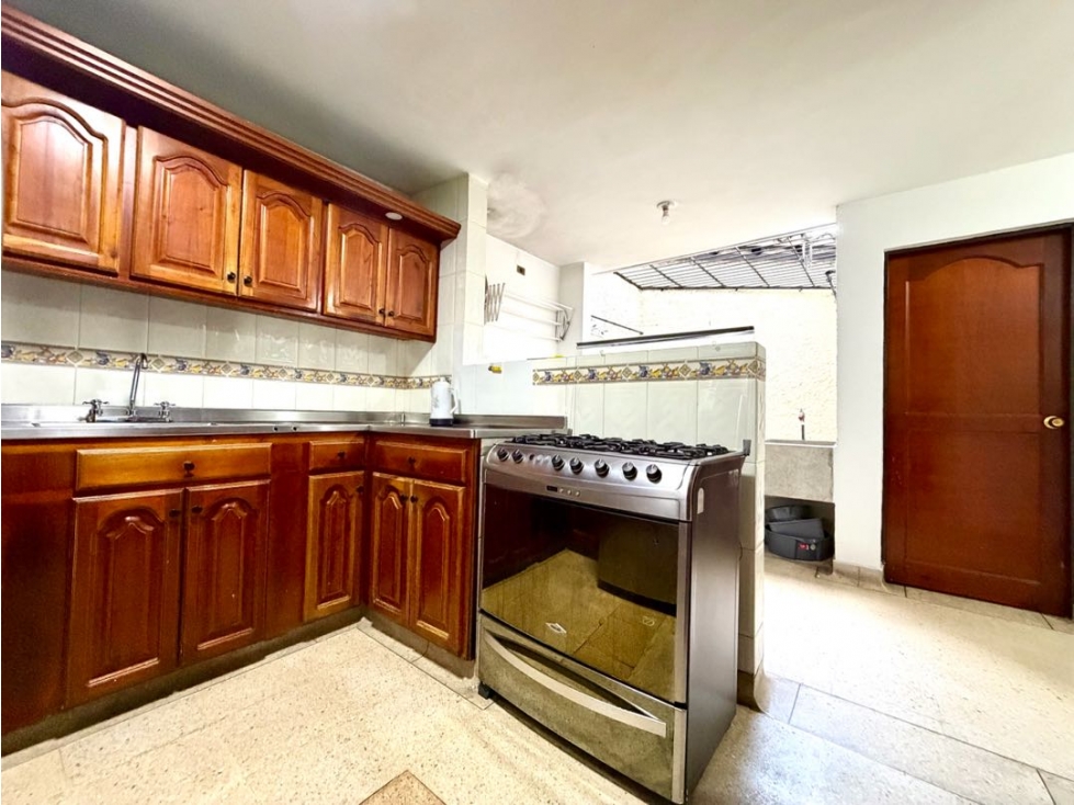 VENTA CASA INDEPENDIENTE EN ZONA RESIDENCIAL LA ALMERIA MEDELLIN — foto 6