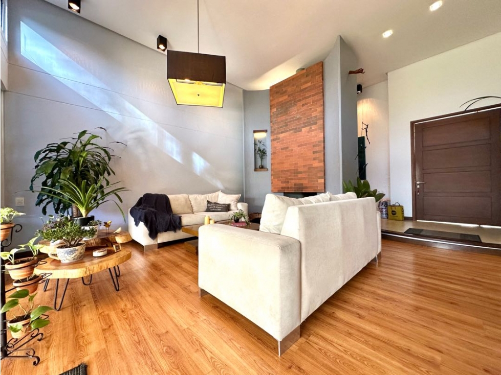 VENTA CASA INDEPENDIENTE LOMA DEL ESCOBERO — foto 3
