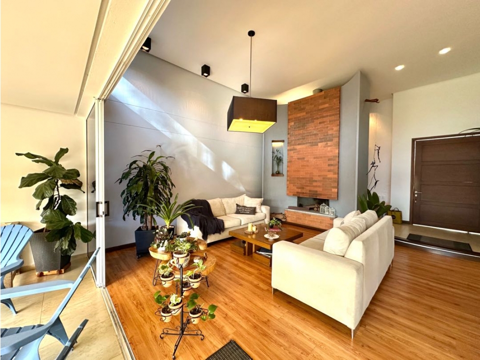 VENTA CASA INDEPENDIENTE LOMA DEL ESCOBERO — foto 4