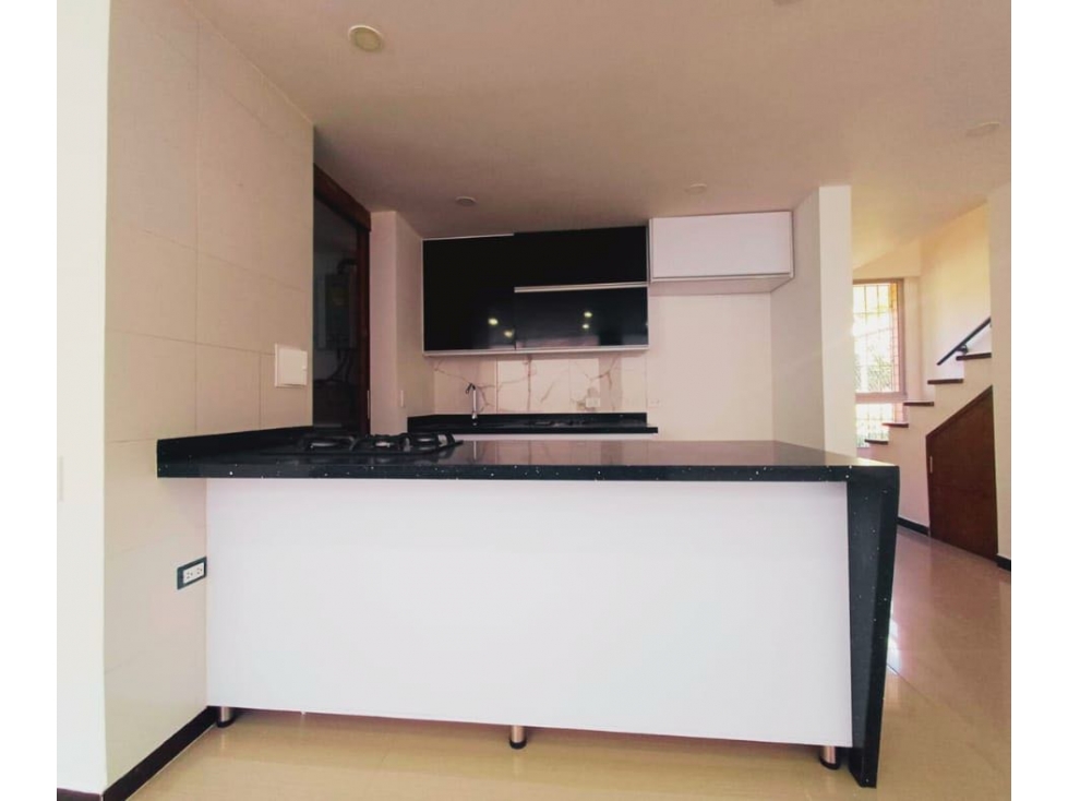 Venta Casa La Ceja cerca a Viva 130 m2 cosntruidos 100 m2 lote — foto 3