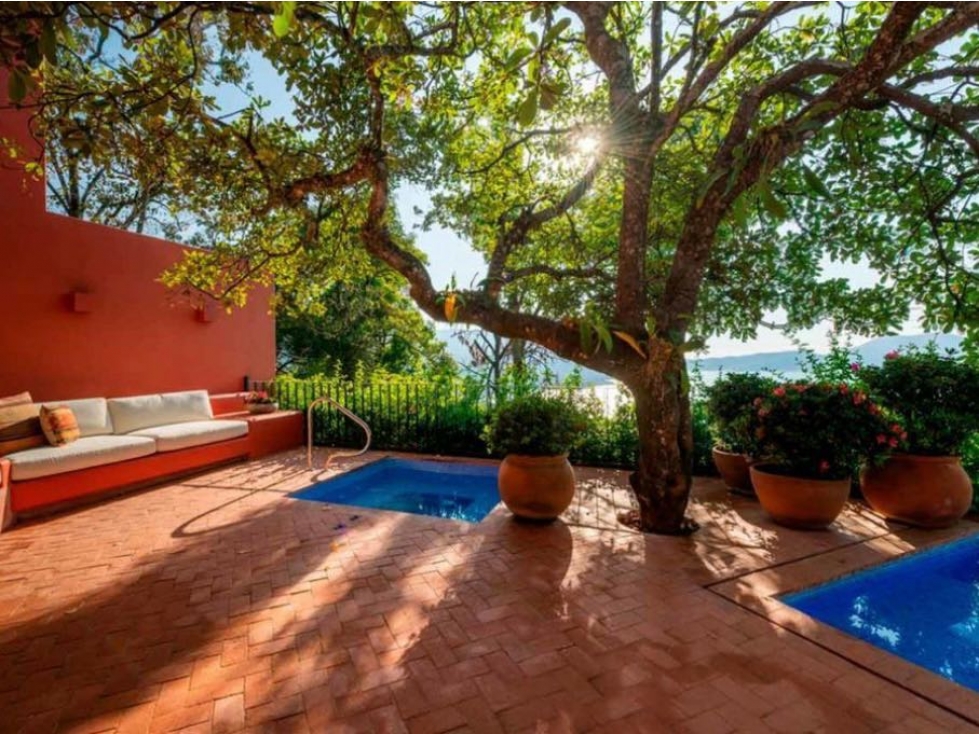 VENTA CASA LA COLORADA,ALBERCA,JACUZZI Y VISTA | VALLE DE BRAVO — foto 2