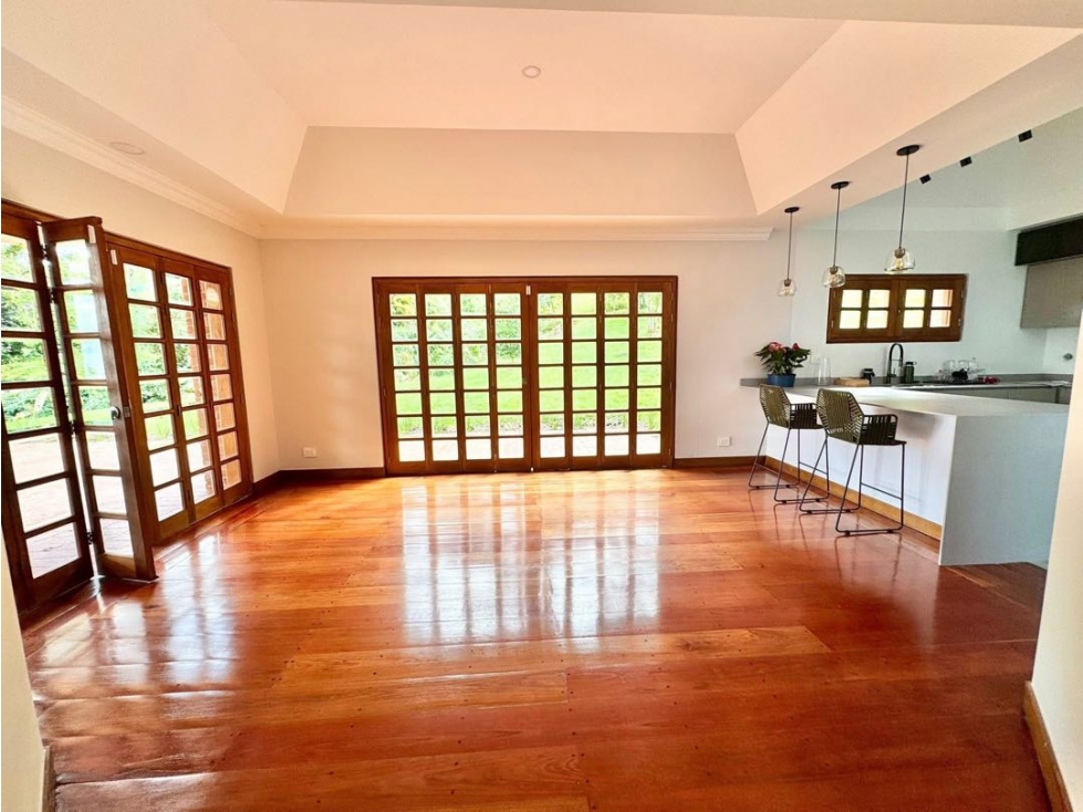 PARA LA VENTA CASA EN LA LOMA DE EL ESCOBERO PARTE BAJA — foto 2