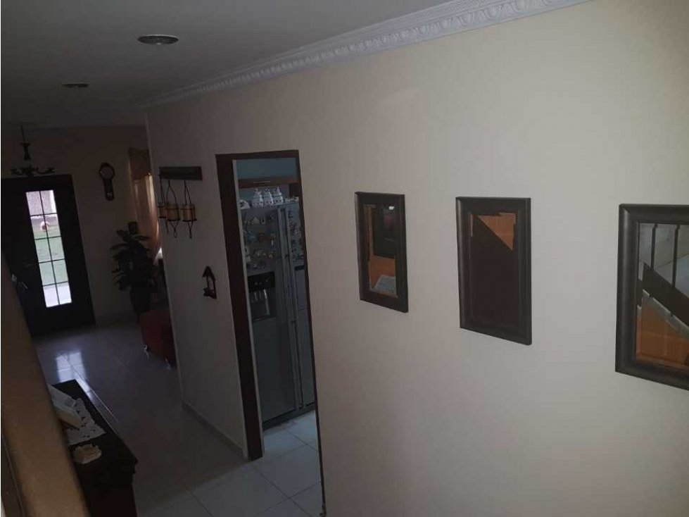 VENTA CASA LAS CUMBRES 6REC+4B - 6
