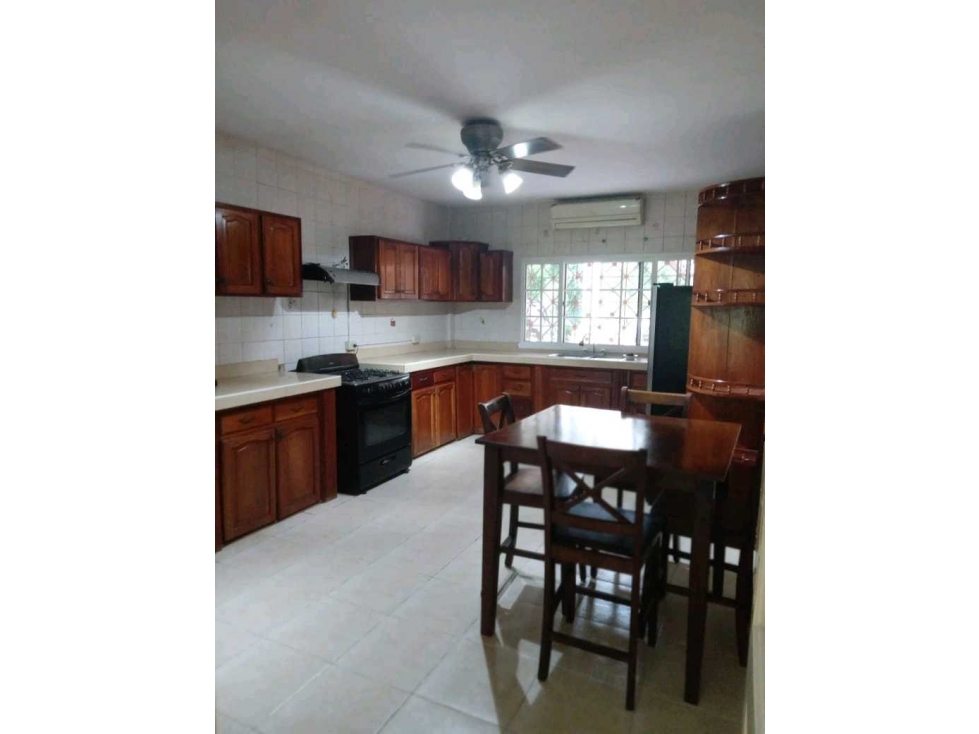 VENTA CASA LINEA BLANCA UBICADA EN LA CALLE PASCOE DIABLO HIGHTS ANCON - 2