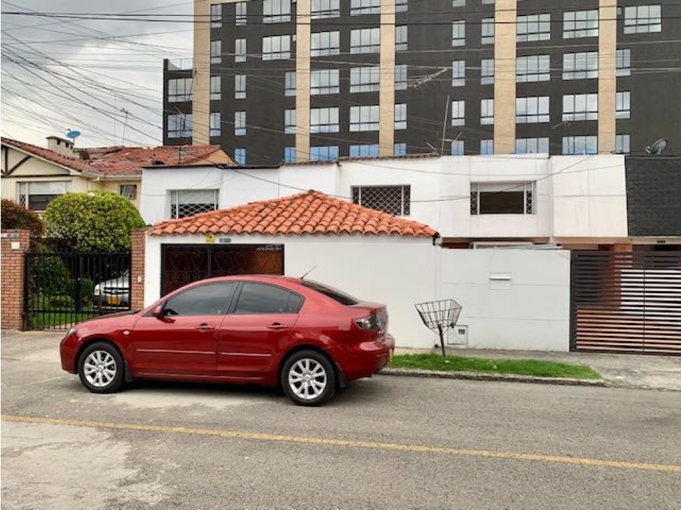 VENTA CASA LISBOA 195m2
