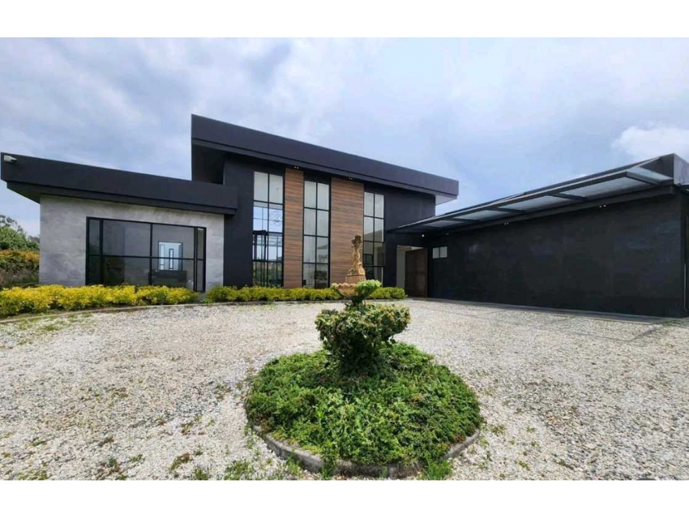 Venta casa Llanogrande Parcelacion y apartaestudio