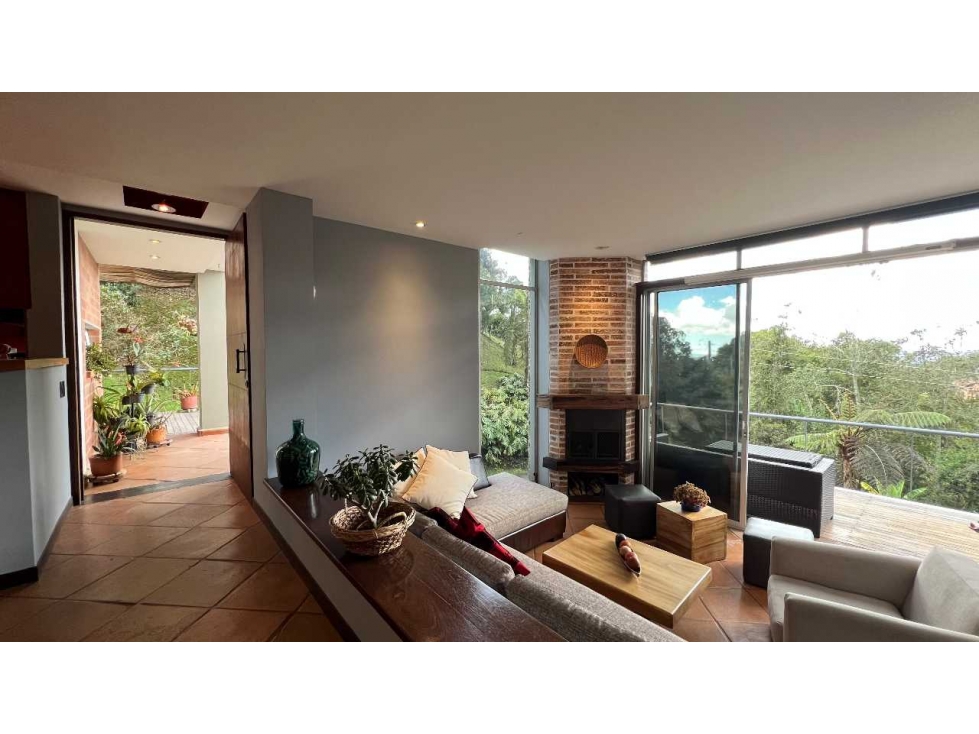 Venta Casa Loma del Escobero Envigado Unidad Cerrada con bosque nativo — foto 5