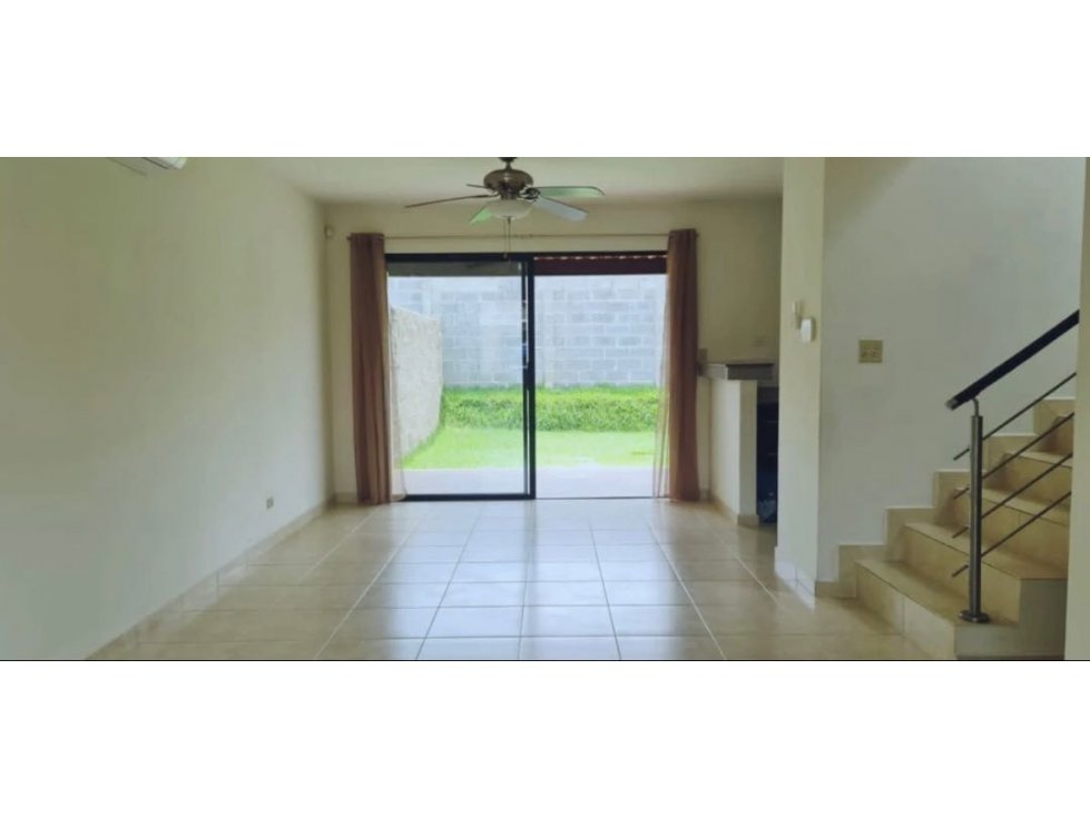 VENTA CASA LOS PINOS - ARBOLEDA LA CHORRERA - 1