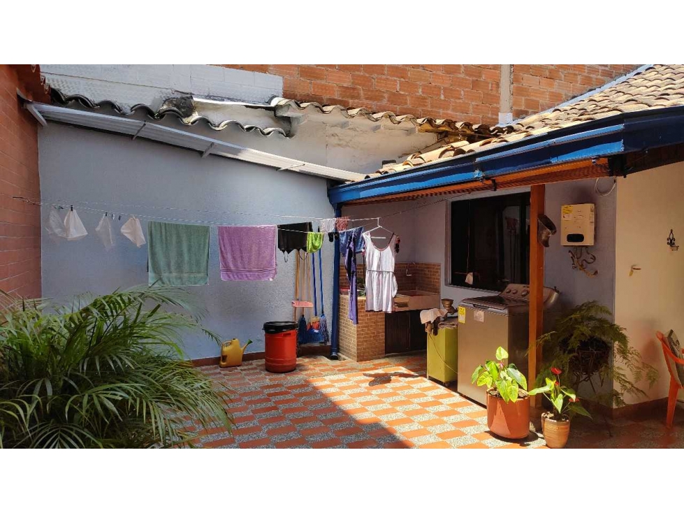 VENTA CASA LOTE ALTA MIXTURA EN BELÉN ROSALES. (BJ) MEDELLÍN — foto 4