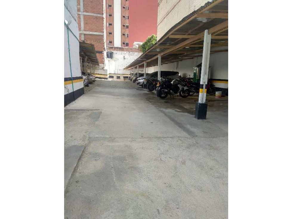 Venta lote, parqueadero, Bombona No 1, Centro, Medellín. — foto 2