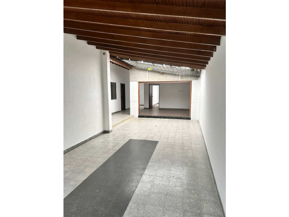 VENTA CASA LOTE CASTELLANA. LAURELES NOGAL. (BJ) MEDELLÍN