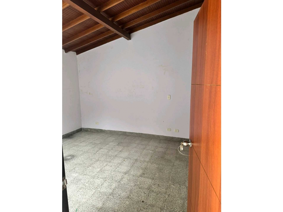VENTA CASA LOTE CASTELLANA. LAURELES NOGAL. (BJ) MEDELLÍN — foto 5