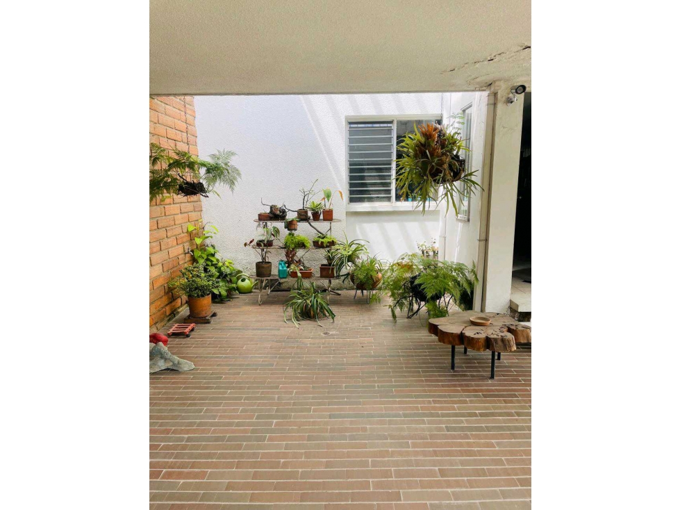 Venta casa lote la castellana