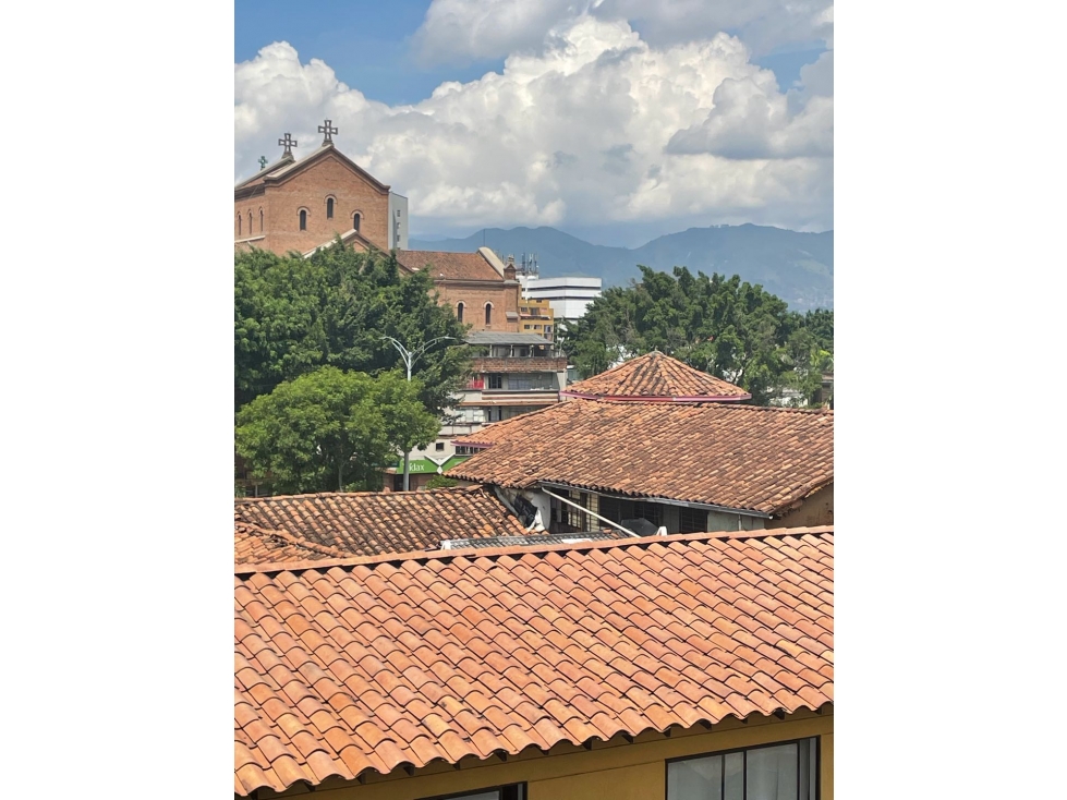 Venta casa lote Prado ( Ecuador con la Oriental)