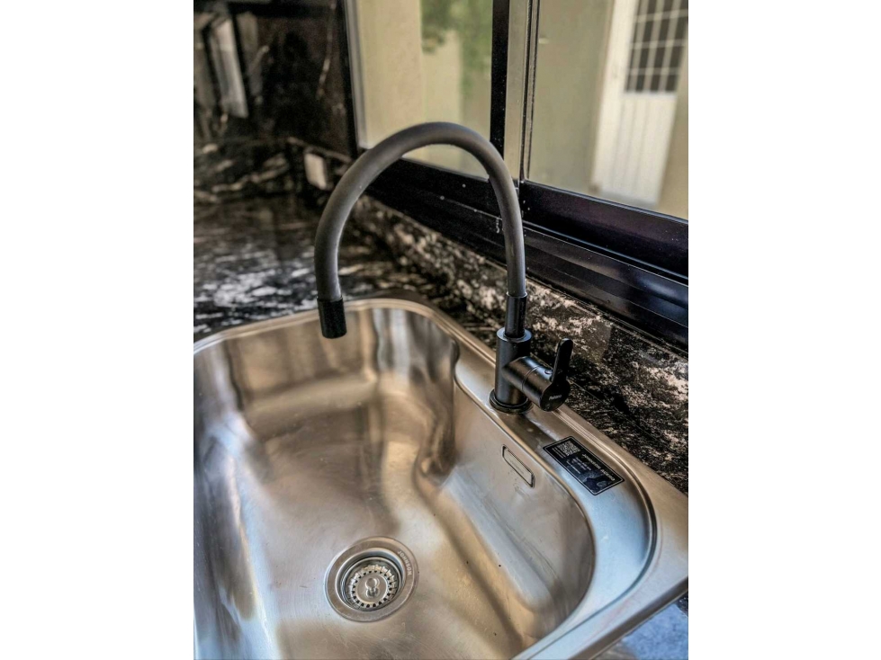 VENTA CASA MODERNA EN SANTA RITA 4 dorm 206 m² cubiertos — foto 3