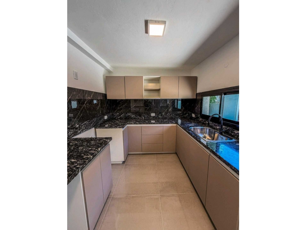 VENTA CASA MODERNA EN SANTA RITA 4 dorm 206 m² cubiertos — foto 2