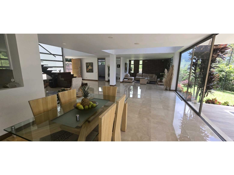 VENTA CASA MODERNA EN UNIDAD CERRADA LOMA EL ESCOBERO BAJO ENVIGADO — foto 6