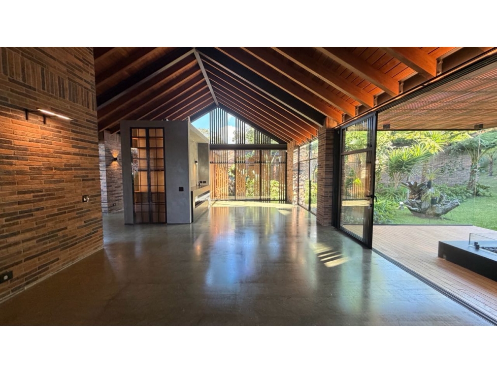Venta casa moderna Envigado Alto las Palmas unidad cerrada