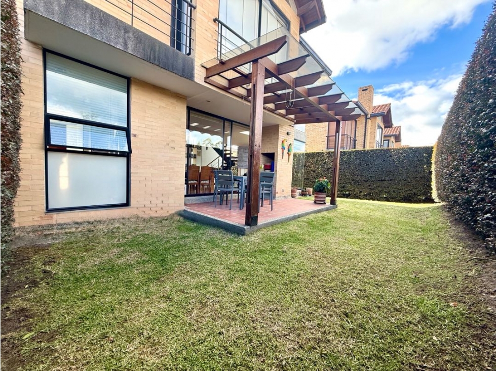 Venta Casa moderna exclusiva zona Cajicá - 1
