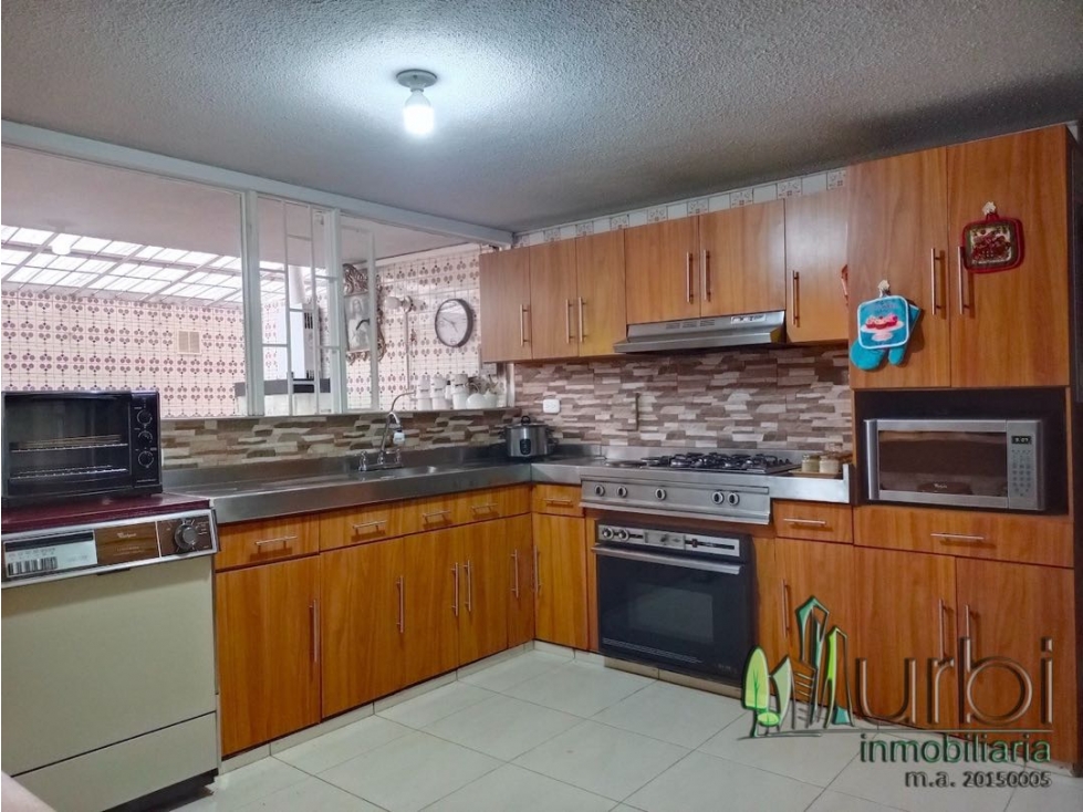VENTA POR INVERSION CASA NIZA - ANTIGUA — foto 6