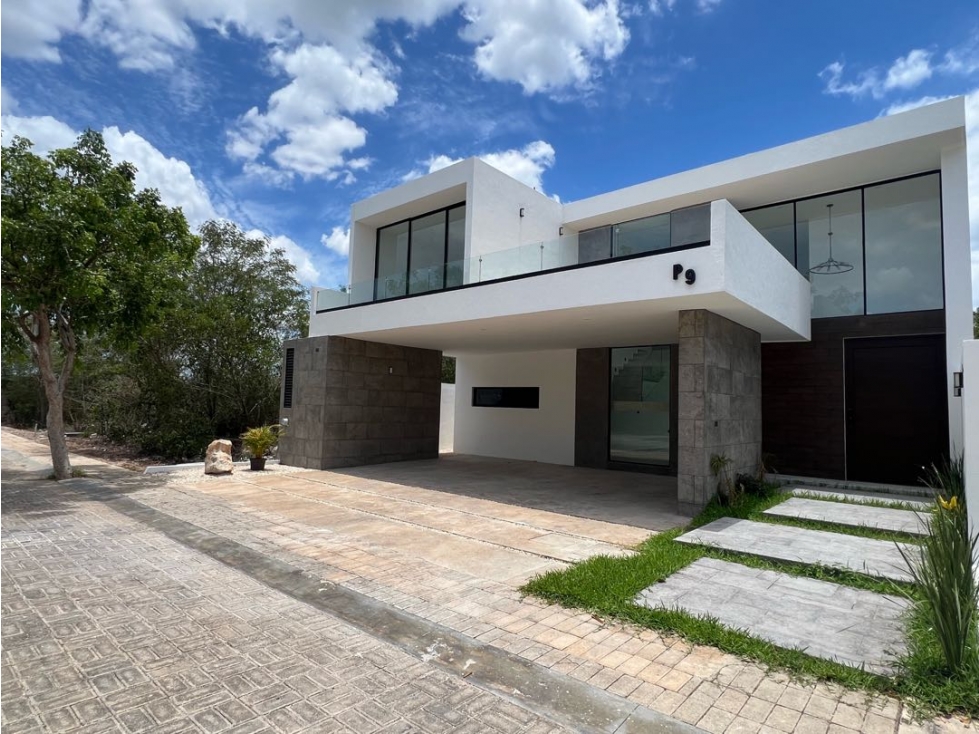 Venta Casa Nueva en Privada Soluna Temozon Mérida Yucatán