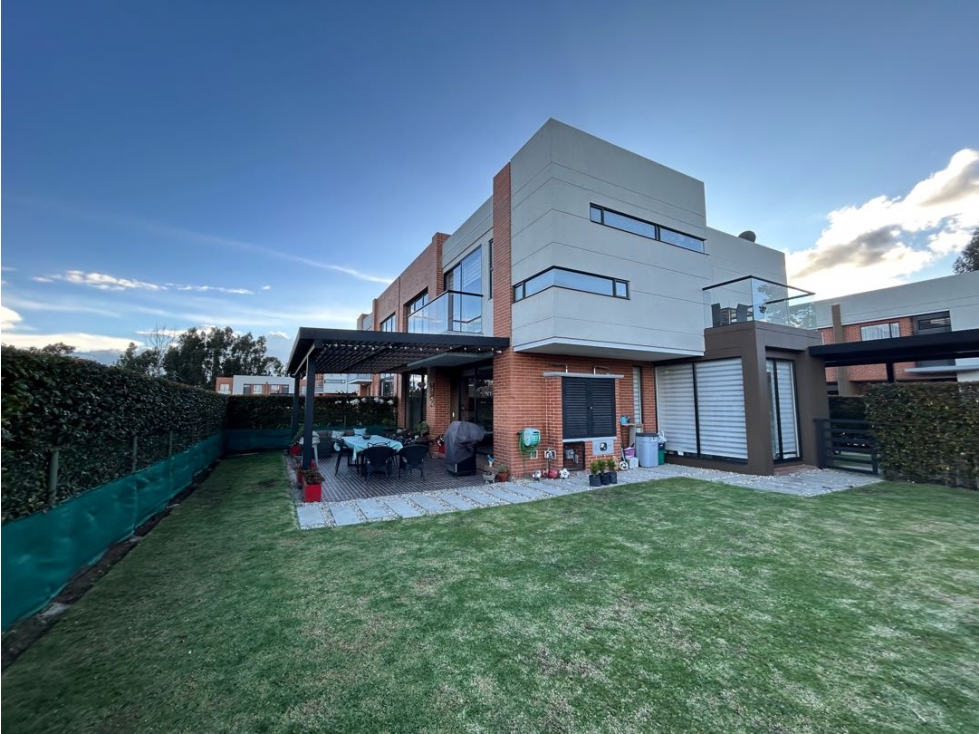 Venta Casa Oikos Savanna — foto 2