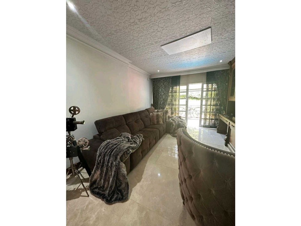 Venta Casa Parcelación pequeña El Tesoro — foto 3