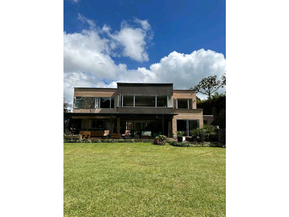 Venta casa parcelacion Alto Las Palmas