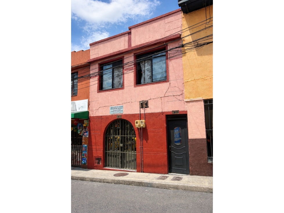 VENTA CASA PEREIRA SEGUNDO PISO SECTOR CENTRO CERCA AL SENA