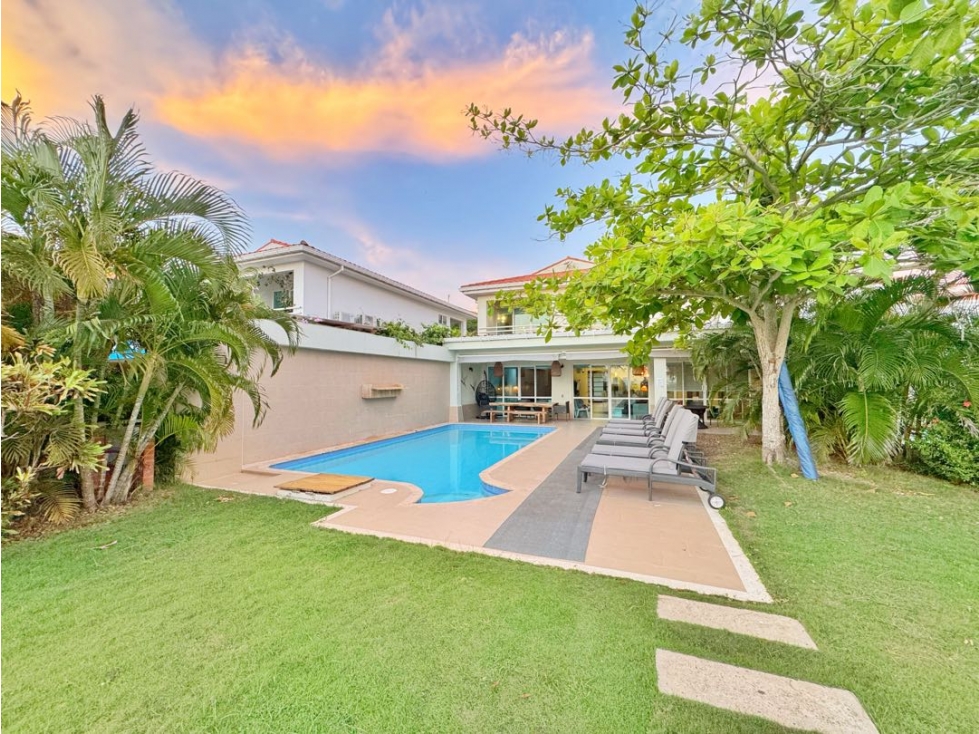 Venta CASA PLAYA condominio CASA DEL MAR en Arroyo de Piedra Cartagena