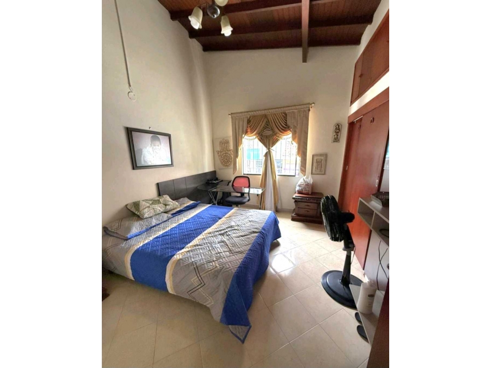 VENTA CASA PLAZA DE FLORES EN EL CENTRO DE MEDELLÍN ANTIOQUIA — foto 3