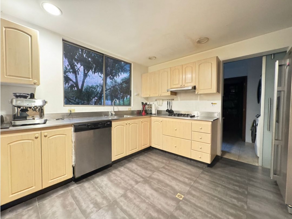 Venta Casa Poblado cerca al CES — foto 2