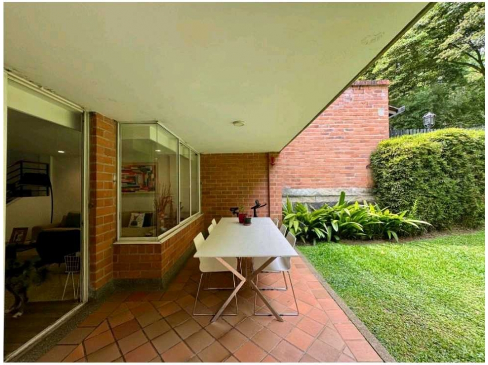 Venta Casa Poblado superior con la 10 — foto 5