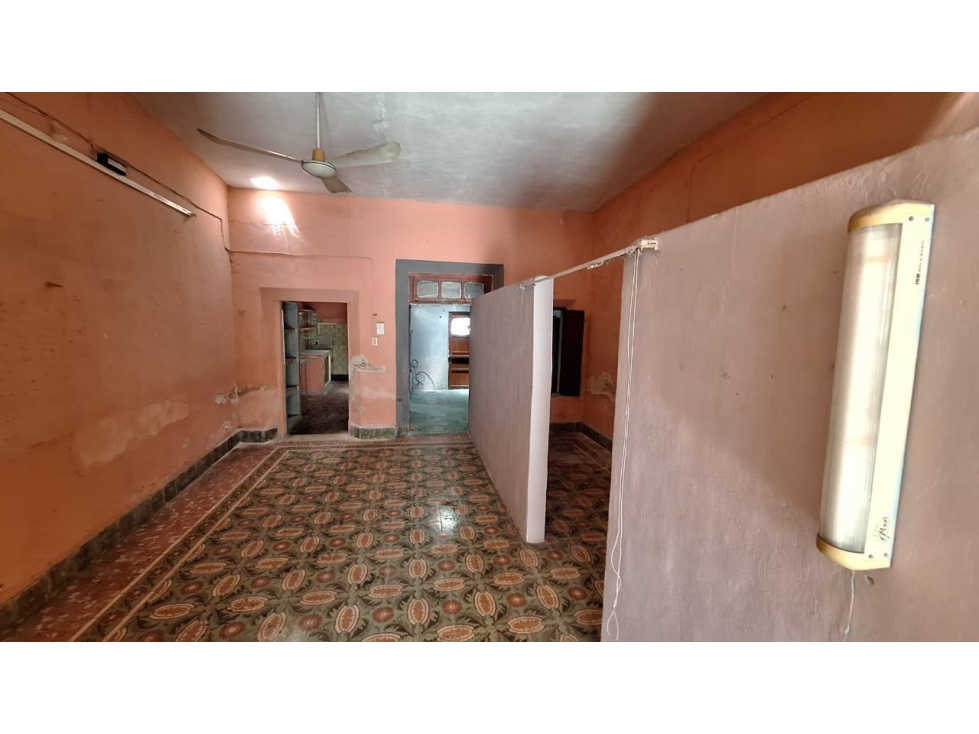VENTA CASA POR LA CATEDRAL PARA REMODELAR CENTRO HISTÓRICO DE MÉRIDA — foto 2