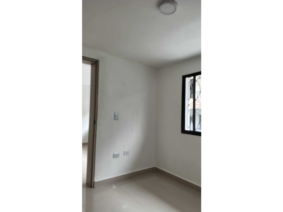 VENTA CASA PRIMER PISO EN BELENLAS MERCEDES — foto 4
