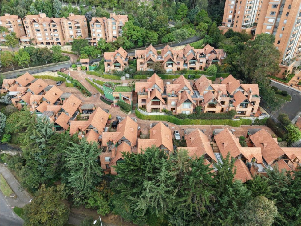 Espectacular casa remodelada para venta en Sierras del Moral