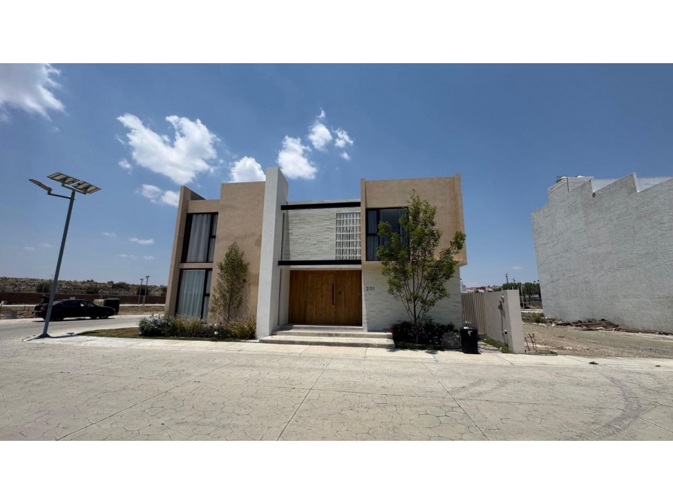 Venta casa en Fracc. Jardines Residencial de San Francisco — foto 2
