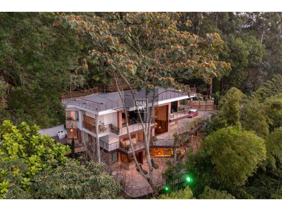 *Venta casa San Lucas-El chocho*