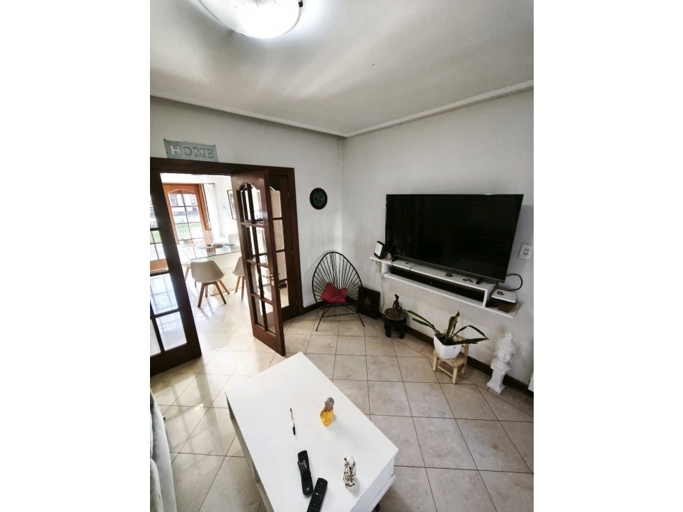 Venta Casa semicentro Tandil - 3