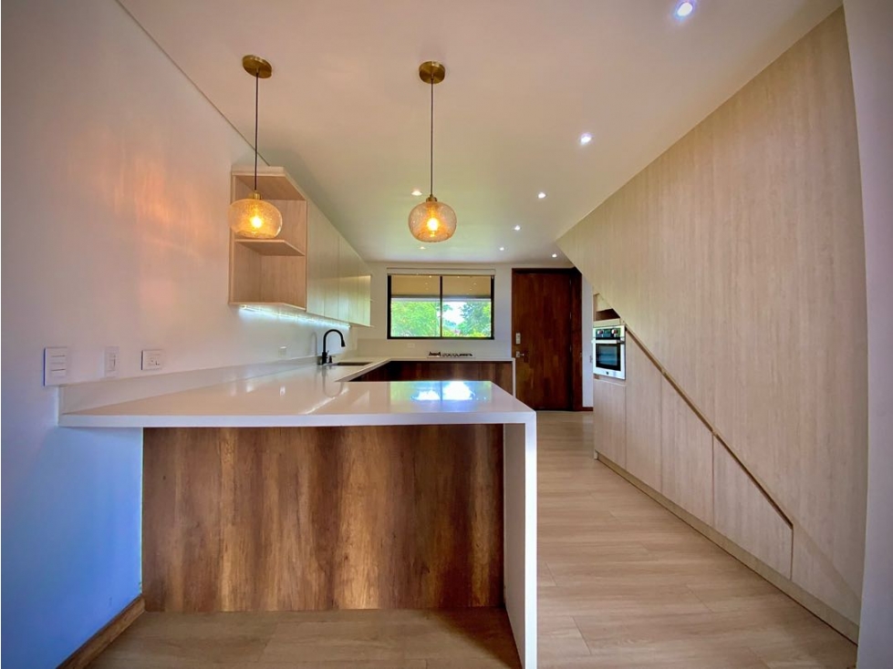 Venta Casa Semiparcelacion en Inmejorable Ubicacion Sector Llanogrande — foto 5