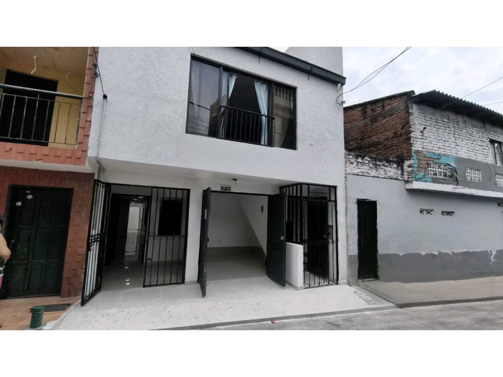 VENTA CASA TRIFAMILIAR EL POPULAR CALI