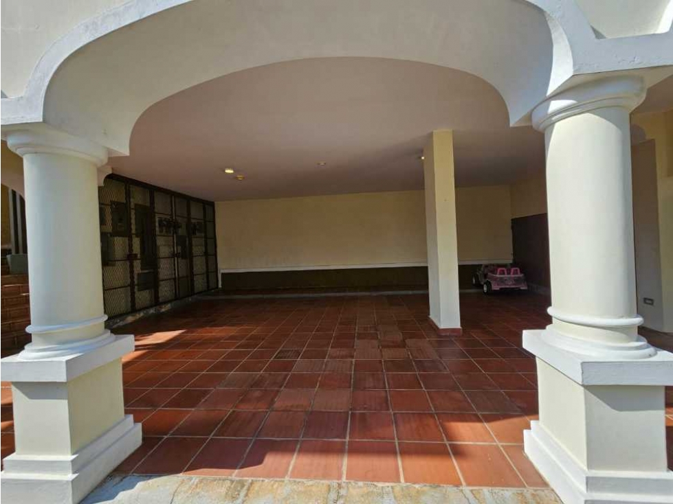 VENTA CASA TUCAN COUNTRY CLUB 237 m2 — foto 2